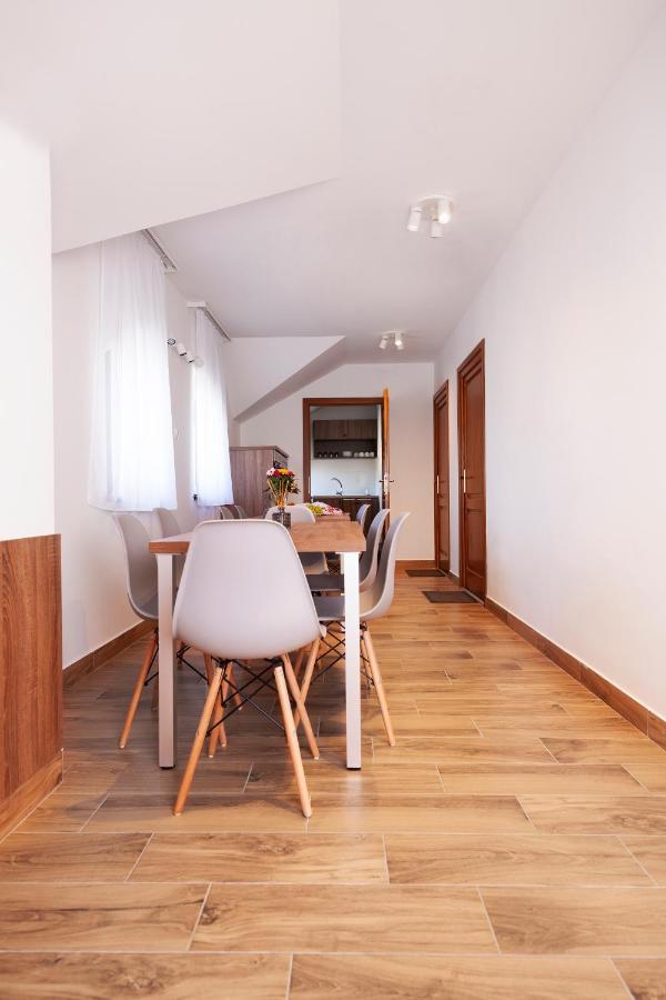 Hvt Comfort Apartments Mezőkövesd Exteriér fotografie