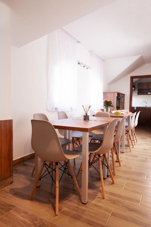 Hvt Comfort Apartments Mezőkövesd Exteriér fotografie