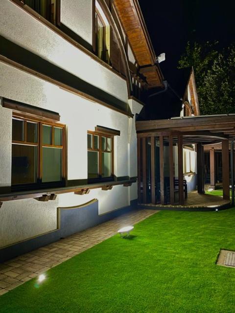 Hvt Comfort Apartments Mezőkövesd Exteriér fotografie